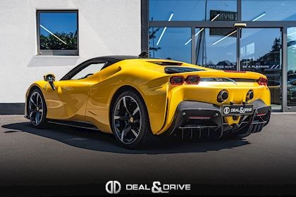 SF90 STRADALE - GIALLO 3 STRATO X CARBON BLUE - FULL XPEL 