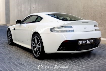 V8 VANTAGE S COUPE 4.7 436 SPORTSHIFT II – STRATUS WHITE METALLIC