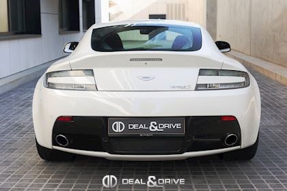 V8 VANTAGE S COUPE 4.7 436 SPORTSHIFT II – STRATUS WHITE METALLIC