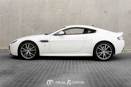 V8 VANTAGE S COUPE 4.7 436 SPORTSHIFT II – STRATUS WHITE METALLIC