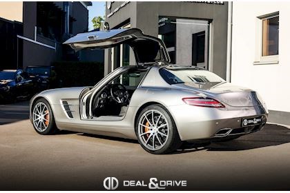 SLS AMG COUPE 6.3 V8 SPEEDSHIFT DCT – 1 OWNER
