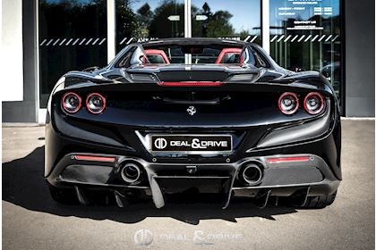 F8 SPIDER 3.9 V8 (720 CH) - NERO B/B 1250 (4-LAYER PAINT EXTRARANGE)
