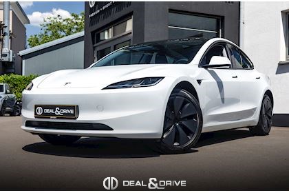 MODEL 3 HIGHLAND RWD - AUTOPILOT