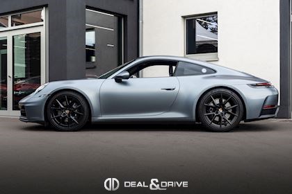 911 (992.2) CARRERA T COUPE 6-SPEED MANUAL – VANADIUM GREY + SATIN PPF