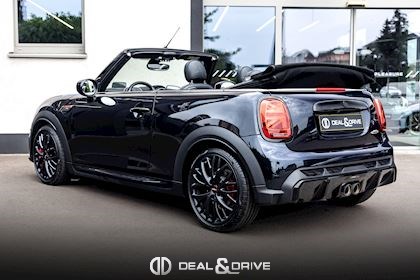 JOHN COOPER WORKS CABRIOLET AUTO - ENIGMATIC BLACK METALLIC