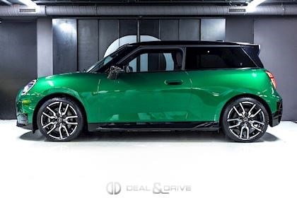 COOPER E 3 PORTES PACK JOHN COOPER WORKS – PACK M - BRITISH RACING GREEN IV METALLIC