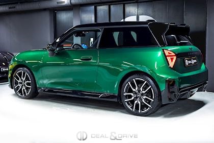 COOPER E 3 PORTES PACK JOHN COOPER WORKS – PACK M - BRITISH RACING GREEN IV METALLIC