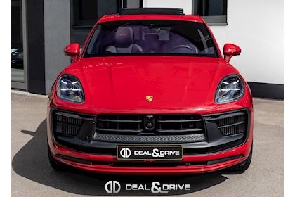 MACAN III GTS PDK (441 CH) – CARMINE RED