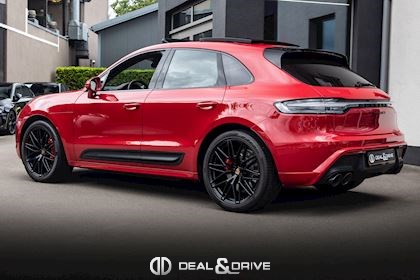 MACAN III GTS PDK (441 CH) – CARMINE RED