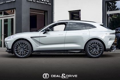 DBX 707 4.0 V8 (707 CH) – APEX GREY