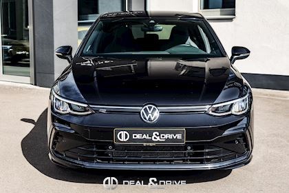 GOLF VIII 1.5 eTSI R-LINE DSG7 - DEEP BLACK NACRÉ