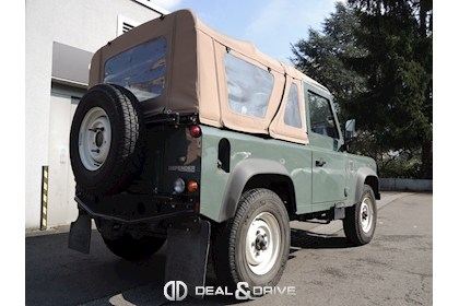 DEFENDER TD4 chassis court
