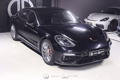 PANAMERA TURBO