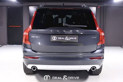 XC9 D4 AWD