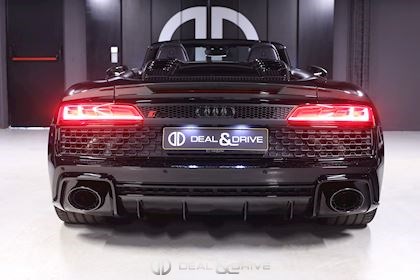 R8 SPYDER 5.2 FSI QUATTRO PERFORMANCE