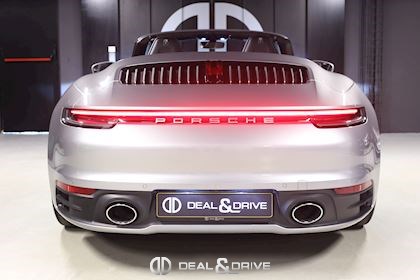 911 (992) CARRERA 4 CABRIOLET