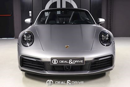 911 (992) CARRERA 4 CABRIOLET