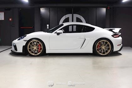 718 CAYMAN GT4 