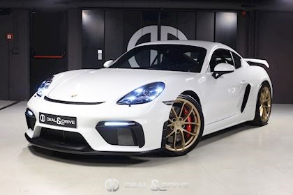 718 CAYMAN GT4 