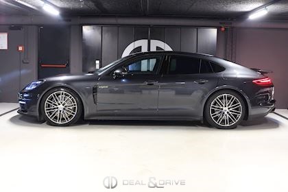 PANAMERA 4 E-HYBRID