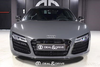 R8 V10 5.2 FSI COUPE QUATTRO