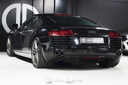 R8 COUPE V8 4.2 FSI QUATTRO R-TRONIC