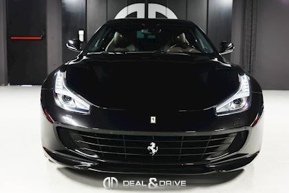GTC4 LUSSO V12