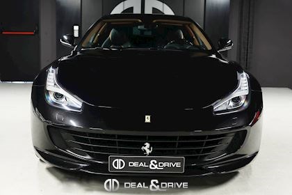 GTC4 LUSSO V12