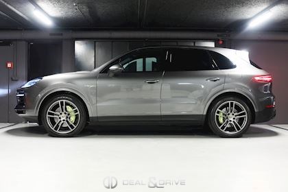 CAYENNE E-HYBRID TIPTRONIC