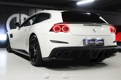 GTC 4 LUSSO V12 NOVITEC