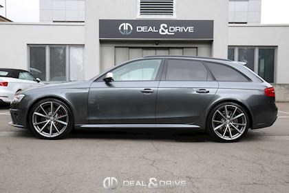 RS4 4.2 V8 FSI Quattro S-Tronic