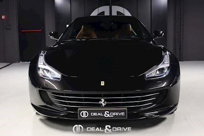 GTC4 LUSSO V12