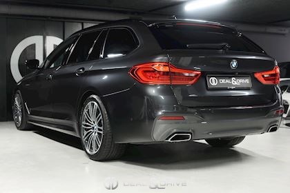 530d XDRIVE TOURING M SPORT 
