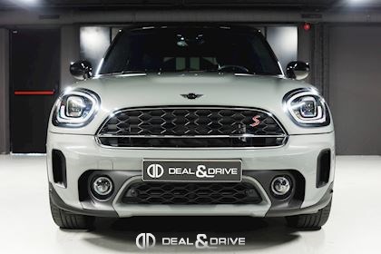 COUNTRYMAN COOPER S AUTO. 