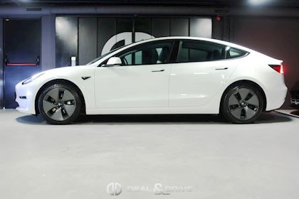 MODEL 3 DUAL MOTOR GRANDE AUTONOMIE AWD
