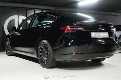 MODEL 3 PERFORMANCE DUAL MOTOR