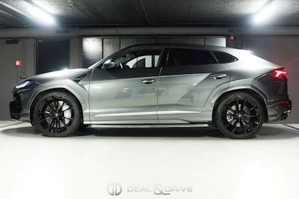 URUS 4.0 V8