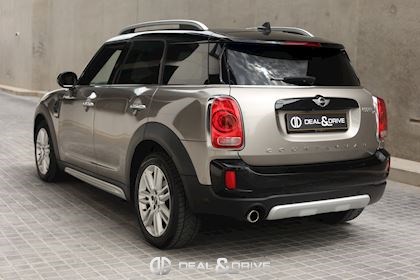 COUNTRYMAN COOPER D AUTO.