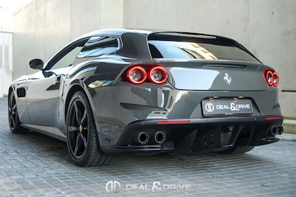 GTC4 LUSSO V12 