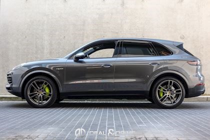 CAYENNE E-HYBRID TIPTRONIC