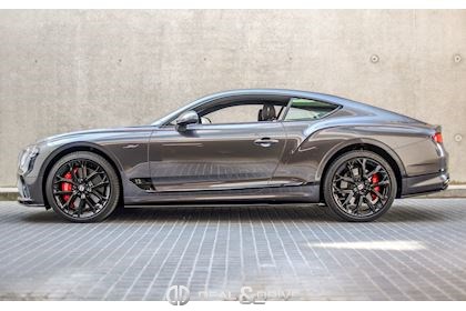 CONTINENTAL GT SPEED 6.0-LITRE TWIN TURBO W12 - AKRAPOVIC