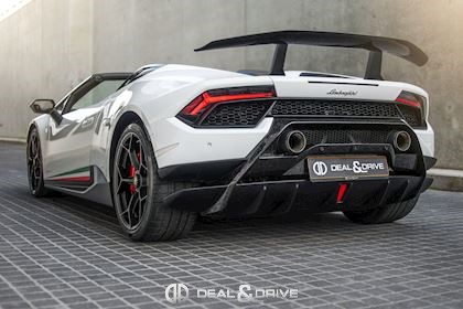 HURACAN PERFORMANTE SPYDER LP640-4