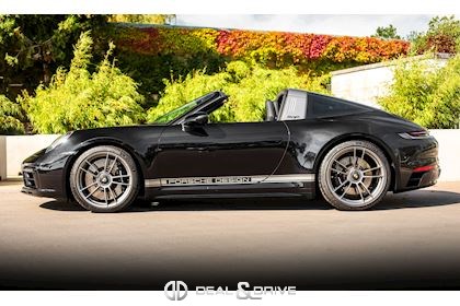 911 (992) TARGA 4 GTS PDK EDITION 50 YEARS PORSCHE DESIGN 1/750