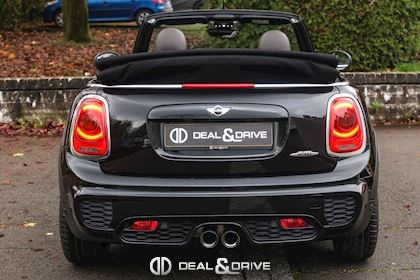 JOHN COOPER WORKS CABRIOLET AUTO.