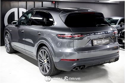 CAYENNE E-HYBRID TIPTRONIC