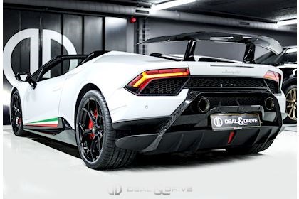 HURACAN PERFORMANTE SPYDER LP640-4