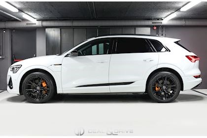 E-TRON 55 QUATTRO S-LINE BLACK EDITION