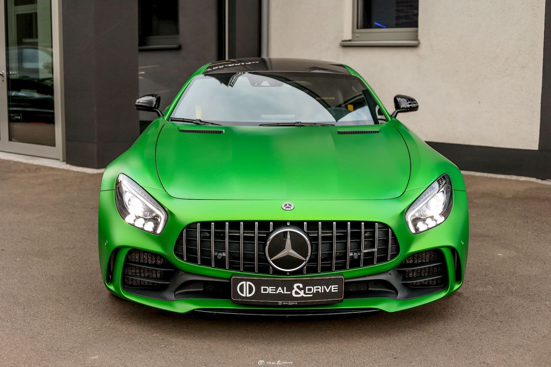 MERCEDES AMG GT R COUPE PACK TRACK Deal & Drive