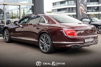 FLYING SPUR V8 FIRST EDITION MULLINER
