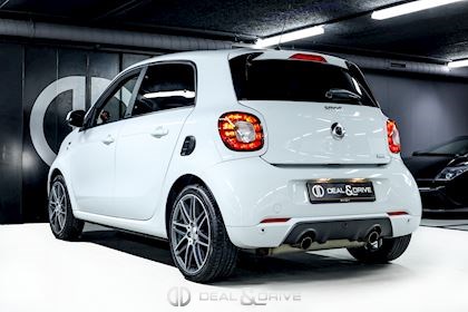 FORFOUR AUTO. XCLUSIVE POWERED BY BRABUS